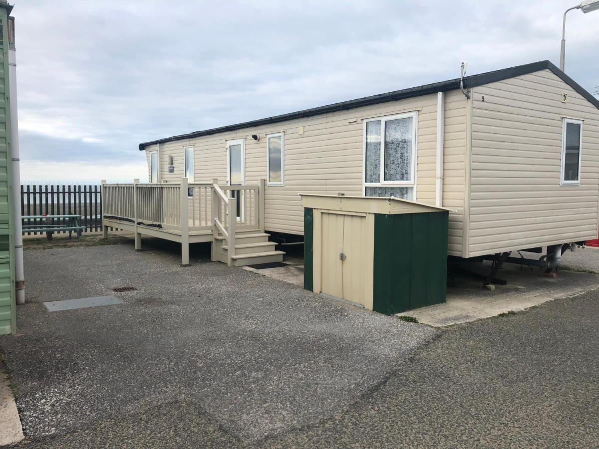 Leo Caravan Hire Golden Sands Towyn Rhyl Sea Front Kinmel Bay Buitenkant foto