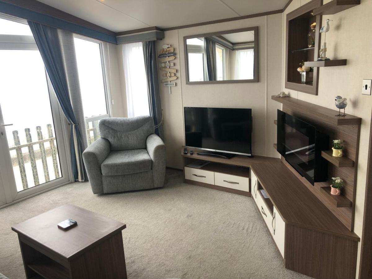 Leo Caravan Hire Golden Sands Towyn Rhyl Sea Front Kinmel Bay Buitenkant foto